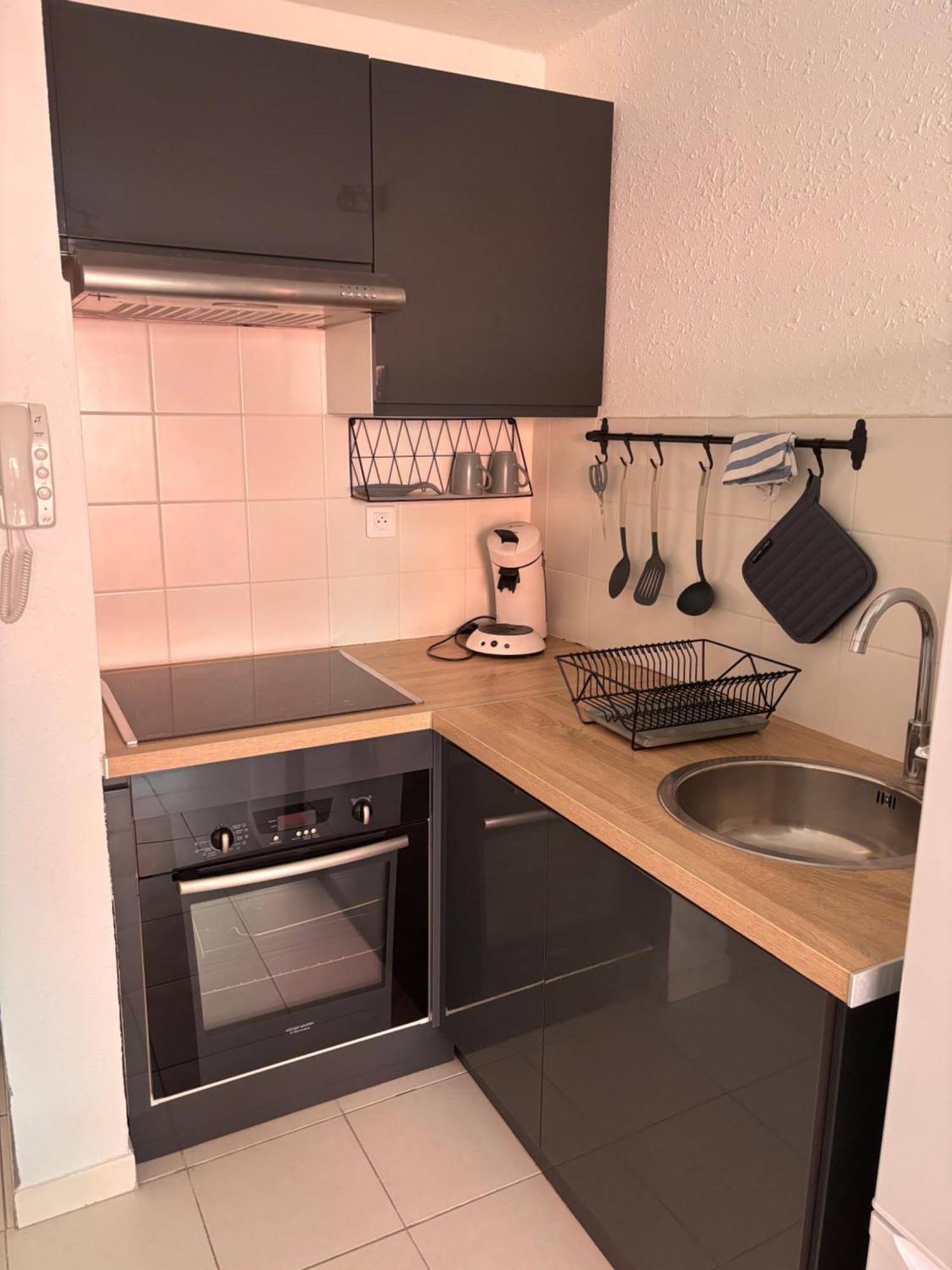 Classe 3 Etoiles Charmant Appartement Cosy Sur Sete Proche De Toutes Commodites, Parking Prive エクステリア 写真