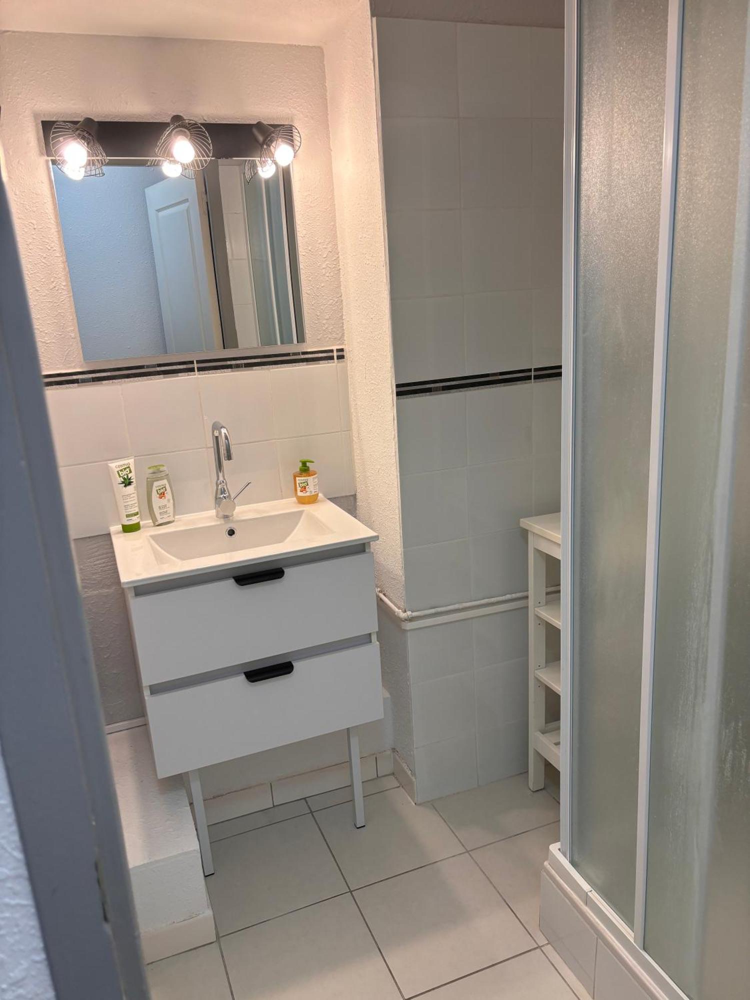 Classe 3 Etoiles Charmant Appartement Cosy Sur Sete Proche De Toutes Commodites, Parking Prive エクステリア 写真